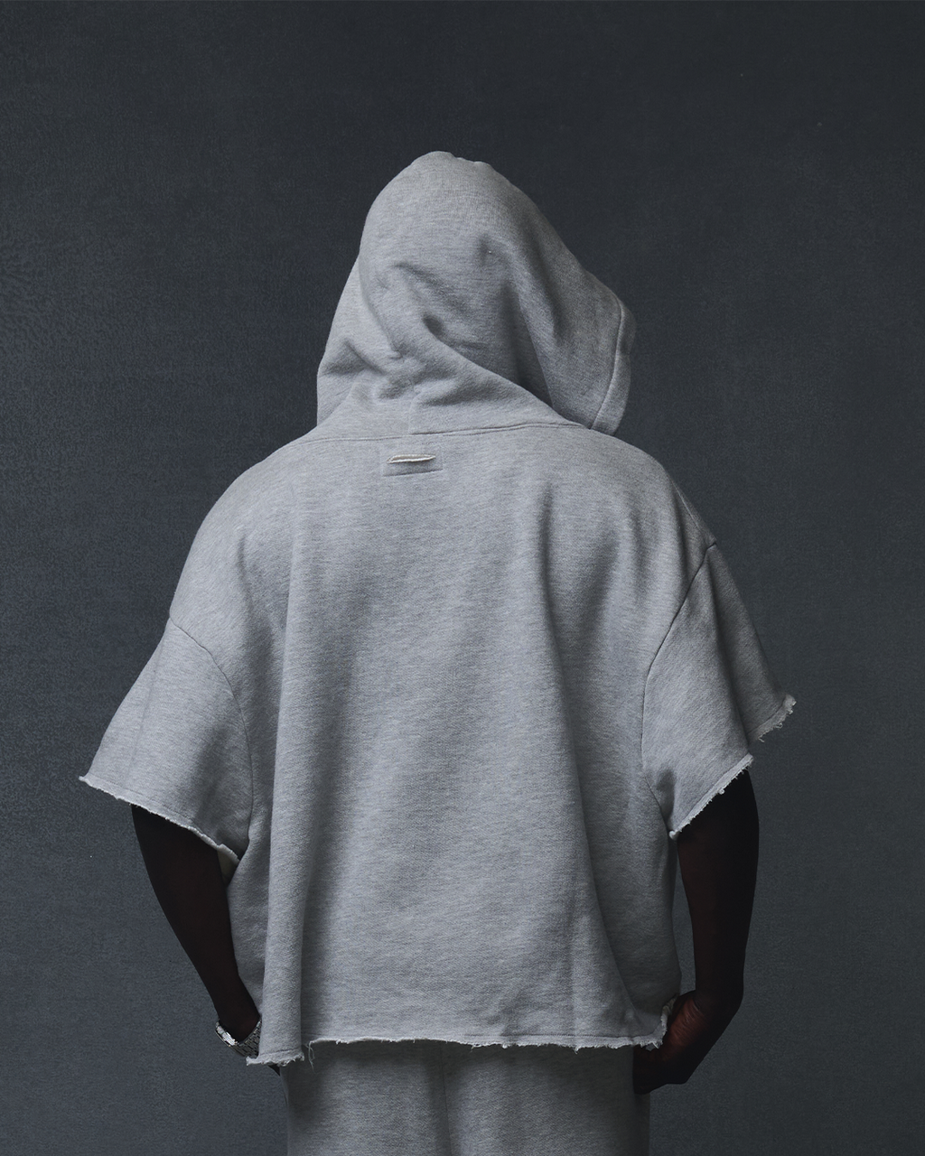 CUT OFF HOODIE -HEATHER GREY