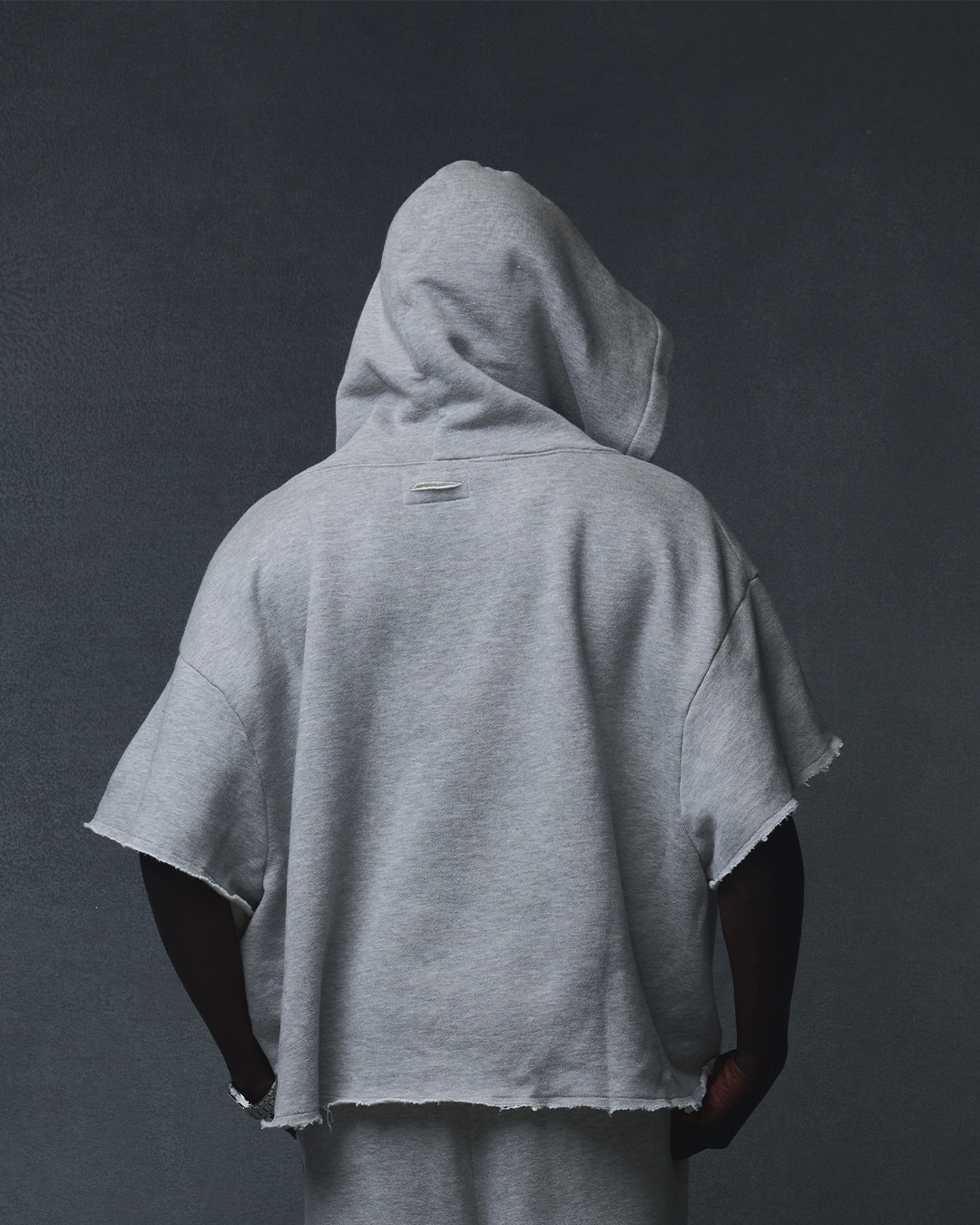 CUT OFF HOODIE -HEATHER GREY