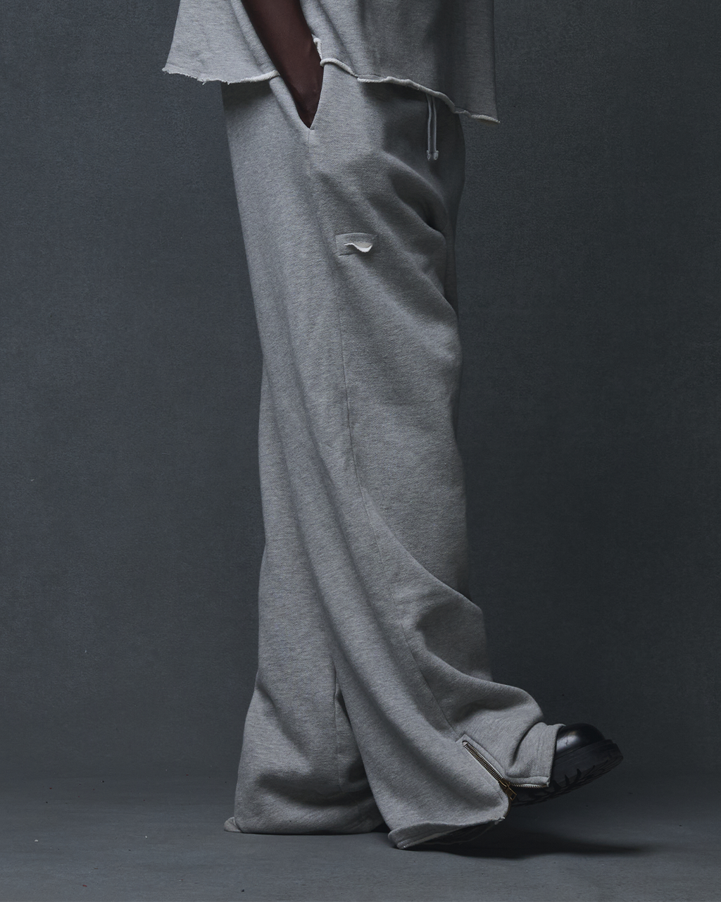ZIPPER SWEATPANTS - HEATHER GREY
