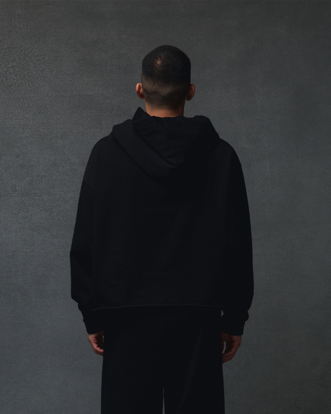 OVERSIZED HOODIE - BLACK