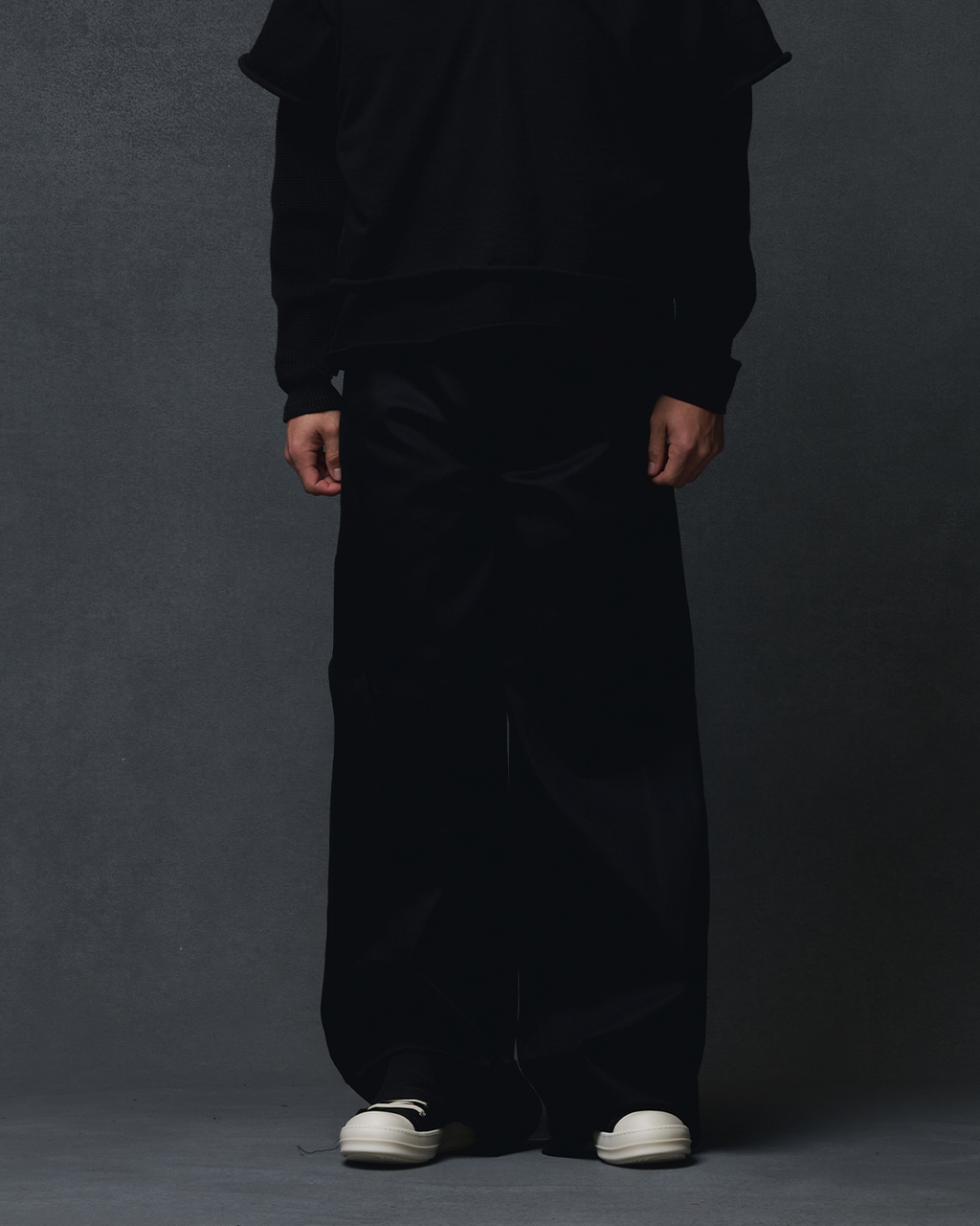 DENIM WIDE LEG PANTS - BLACK