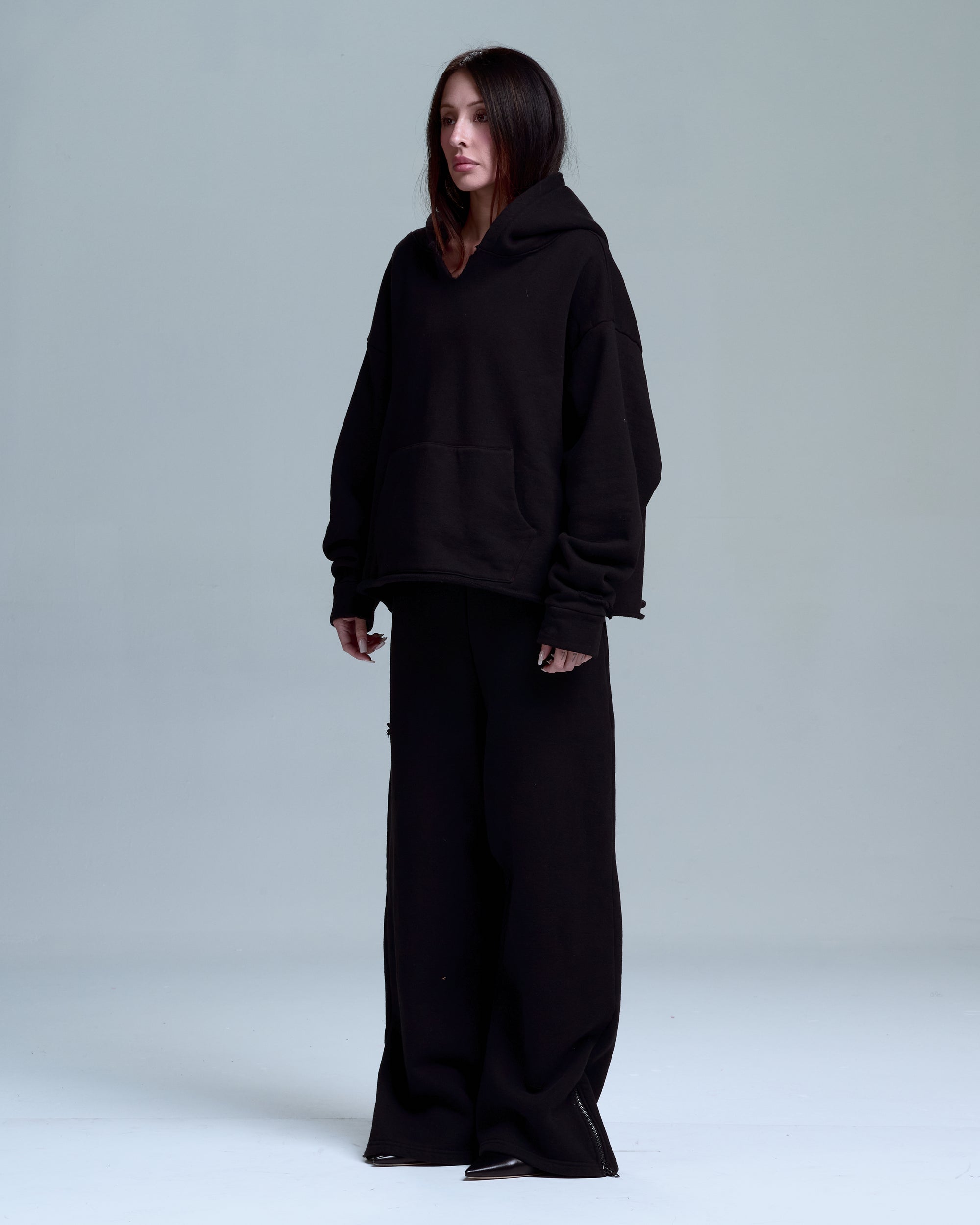 OVERSIZED HOODIE - BLACK