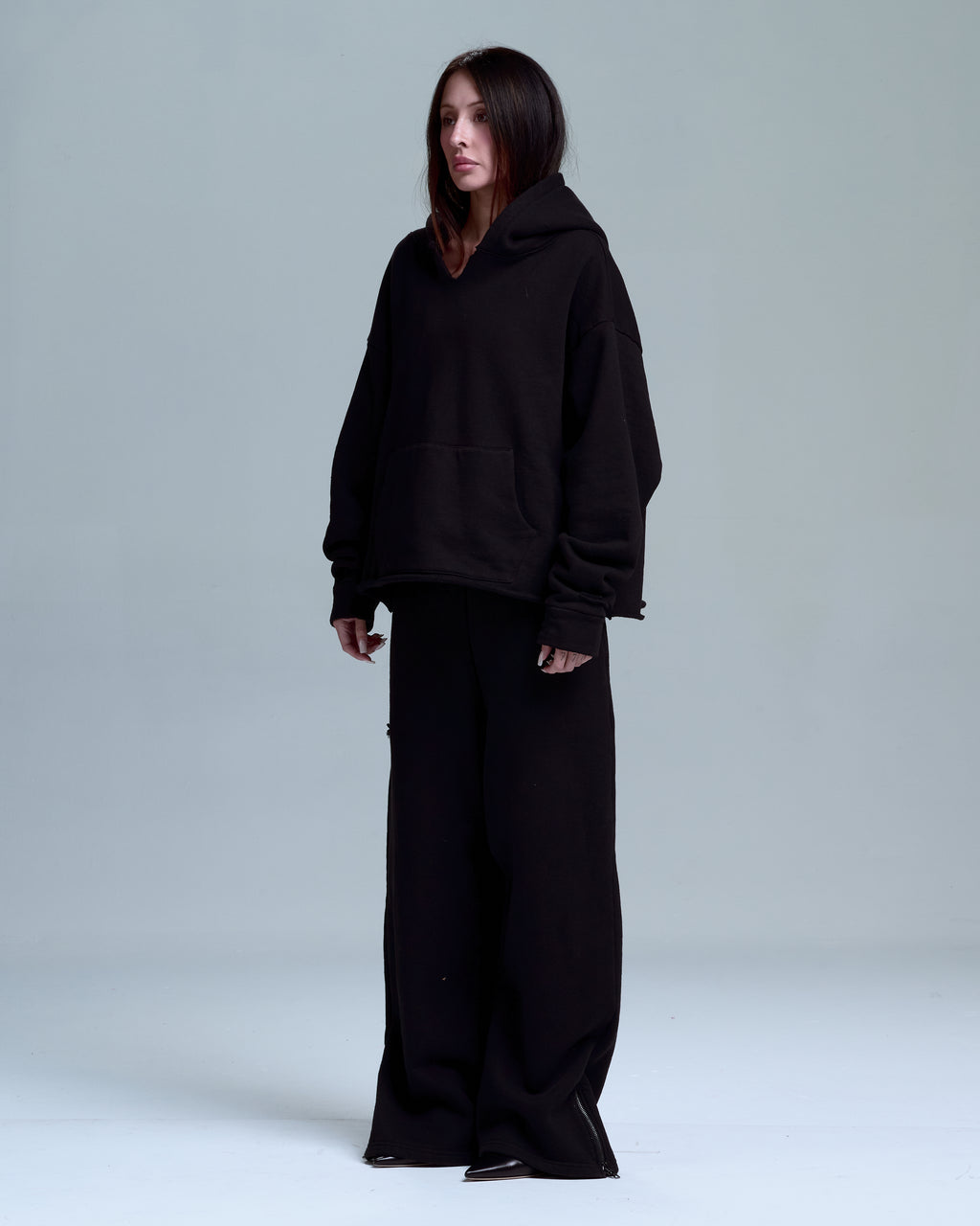 WOMENS CUT OFF HOODIE - BLACK