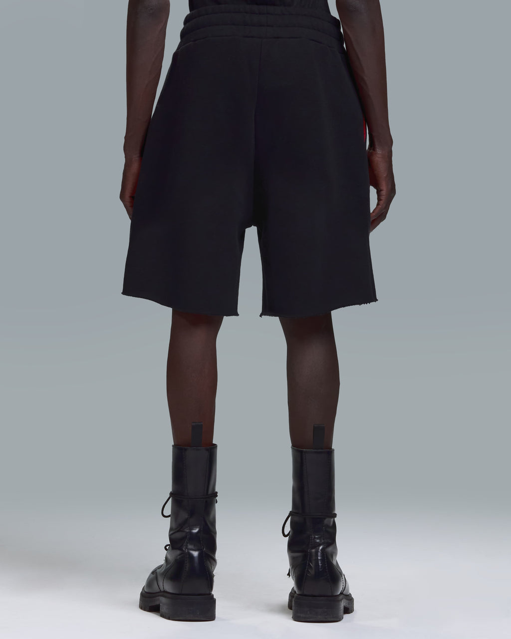 SWEAT SHORT - BLACK