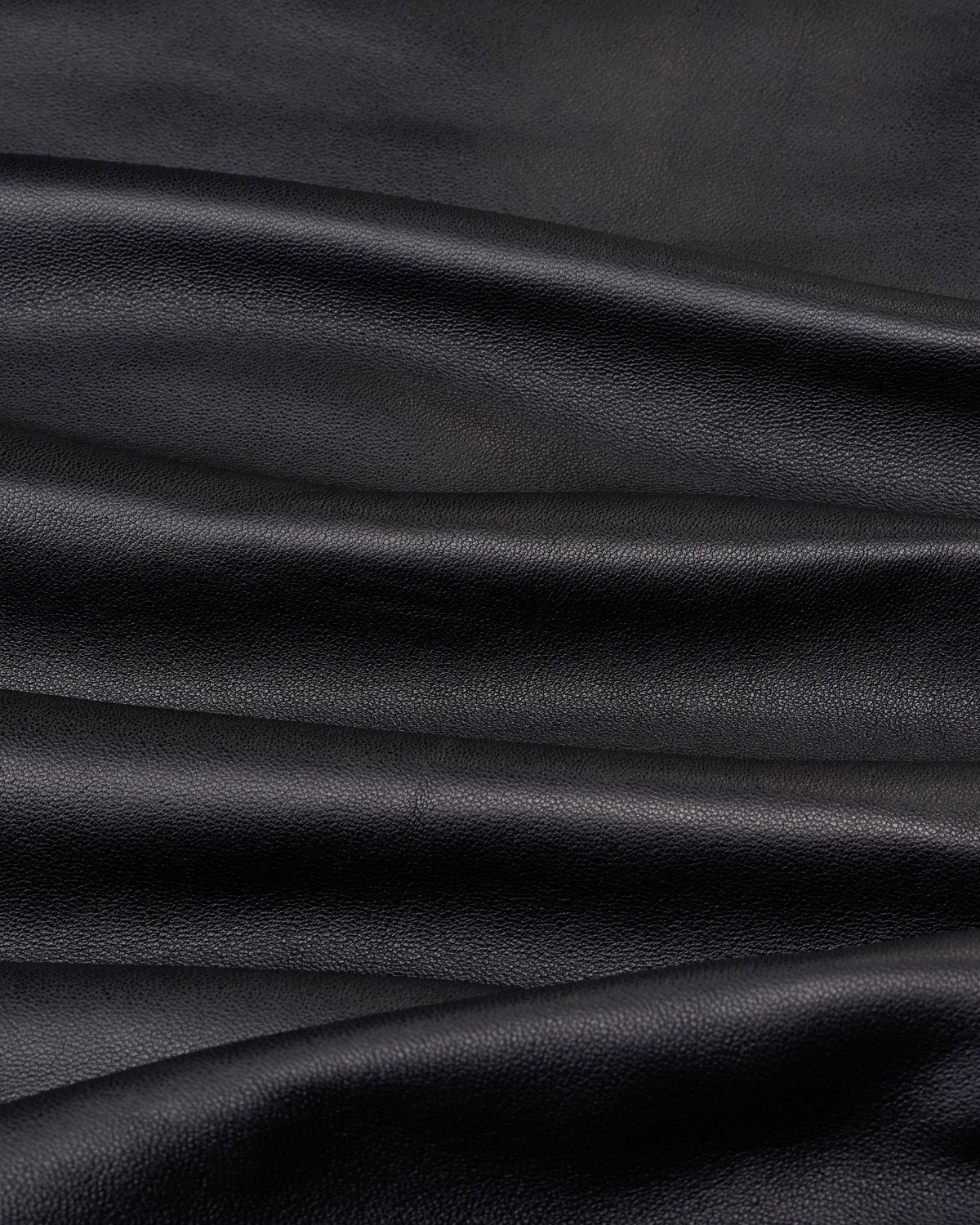 LEATHER BOMBER JACKET - BLACK