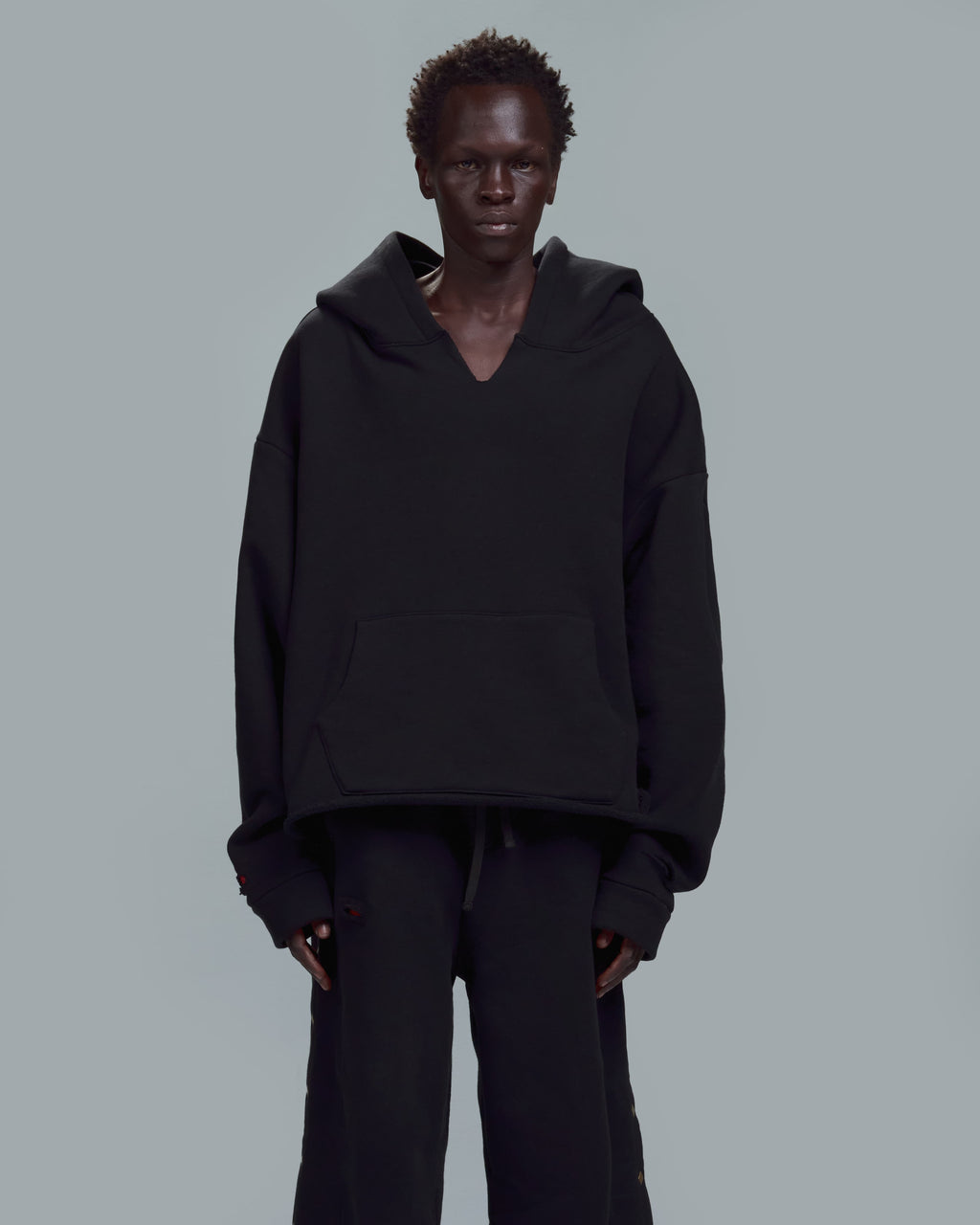 OVERSIZED HOODIE - BLACK