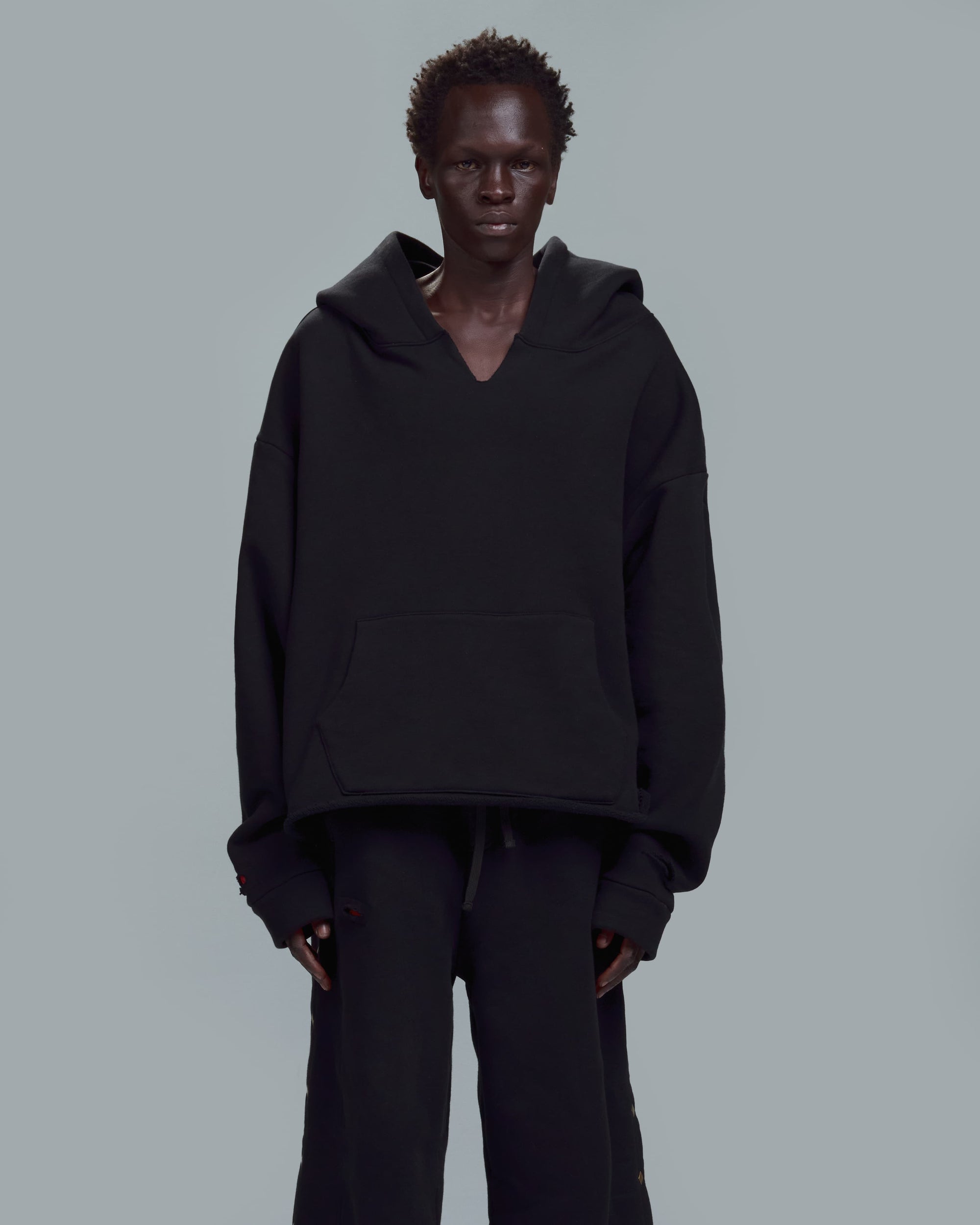 OVERSIZED HOODIE - BLACK