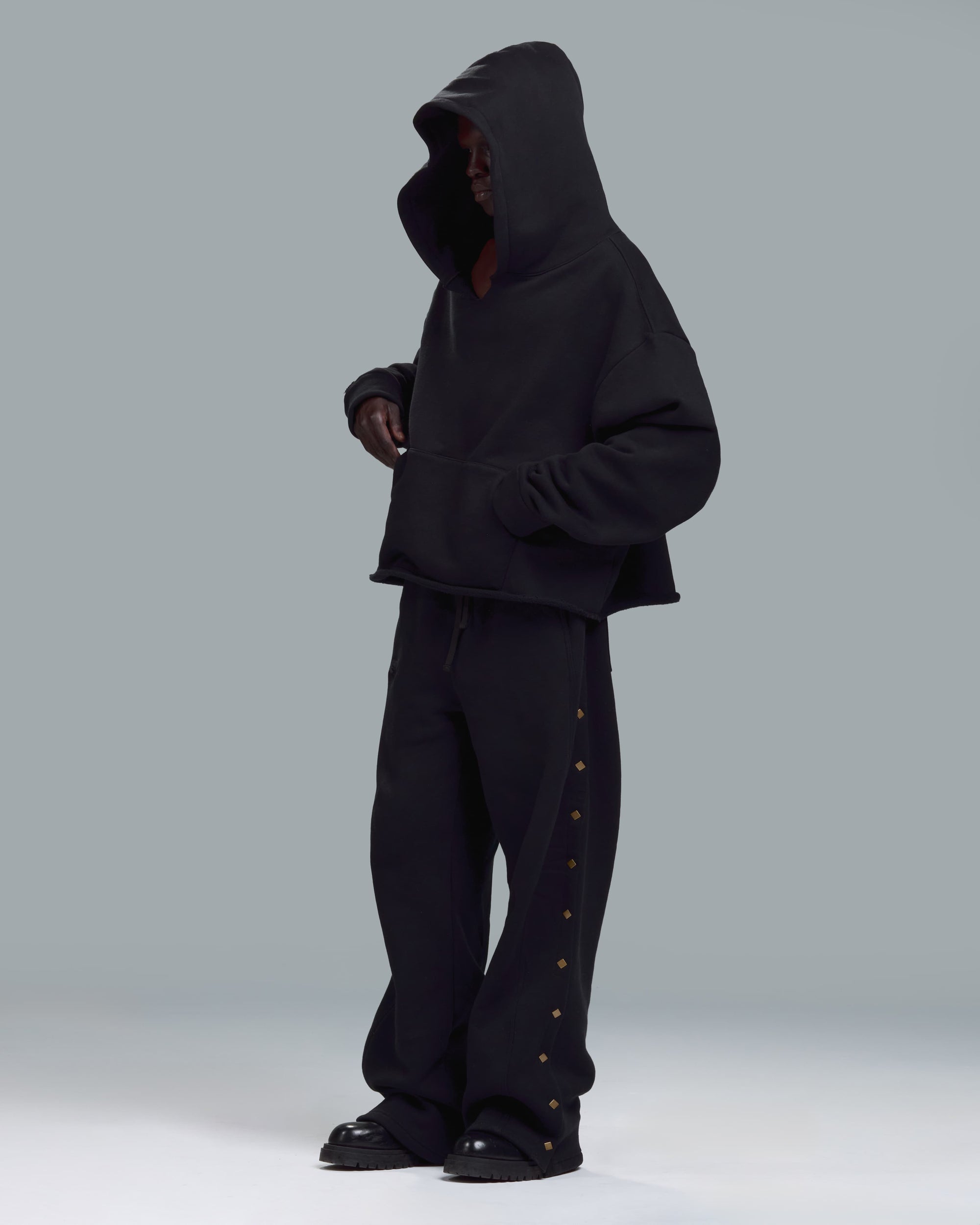 OVERSIZED HOODIE - BLACK