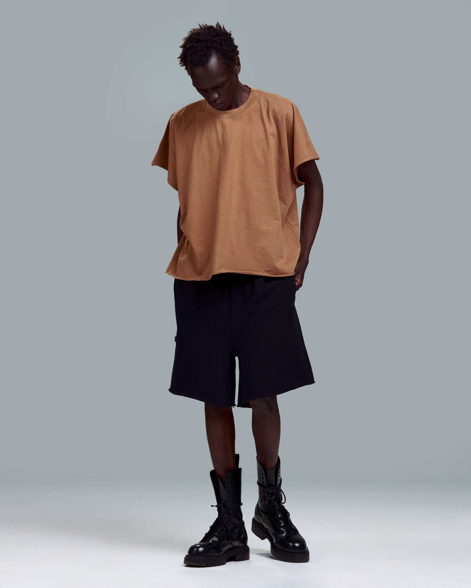 SWEAT SHORT - BLACK